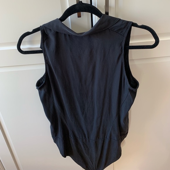 Obakki Silk sleeveless body suit - Picture 3 of 3